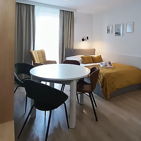 Amamolto Select - Wloskie Apartamenty, Restauracja, Bezplatny Parking Ξενοδοχείο με διαμερίσματα Βρότσλαβ