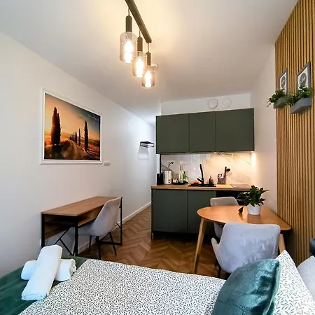 アパートホテル Amamolto Select - Wloskie Apartamenty, Bezplatny Parking ヴロツワフ