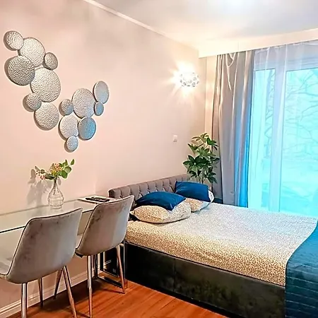 Amamolto Select - Wloskie Apartamenty, Bezplatny Parking アパートホテル ヴロツワフ