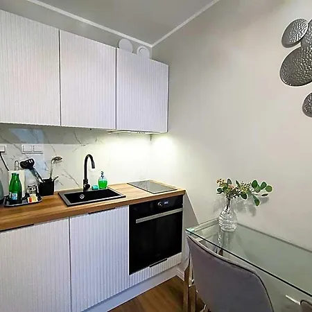 Amamolto Select - Wloskie Apartamenty, Bezplatny Parking アパートホテル 3*